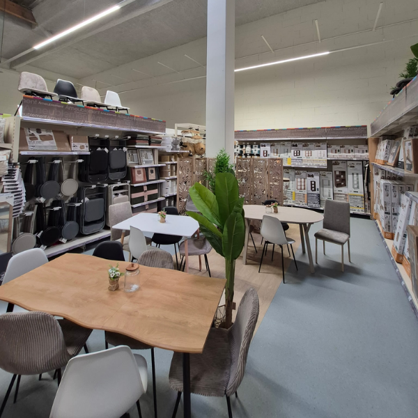 Franchise Bazarland Sollies pont univers meuble